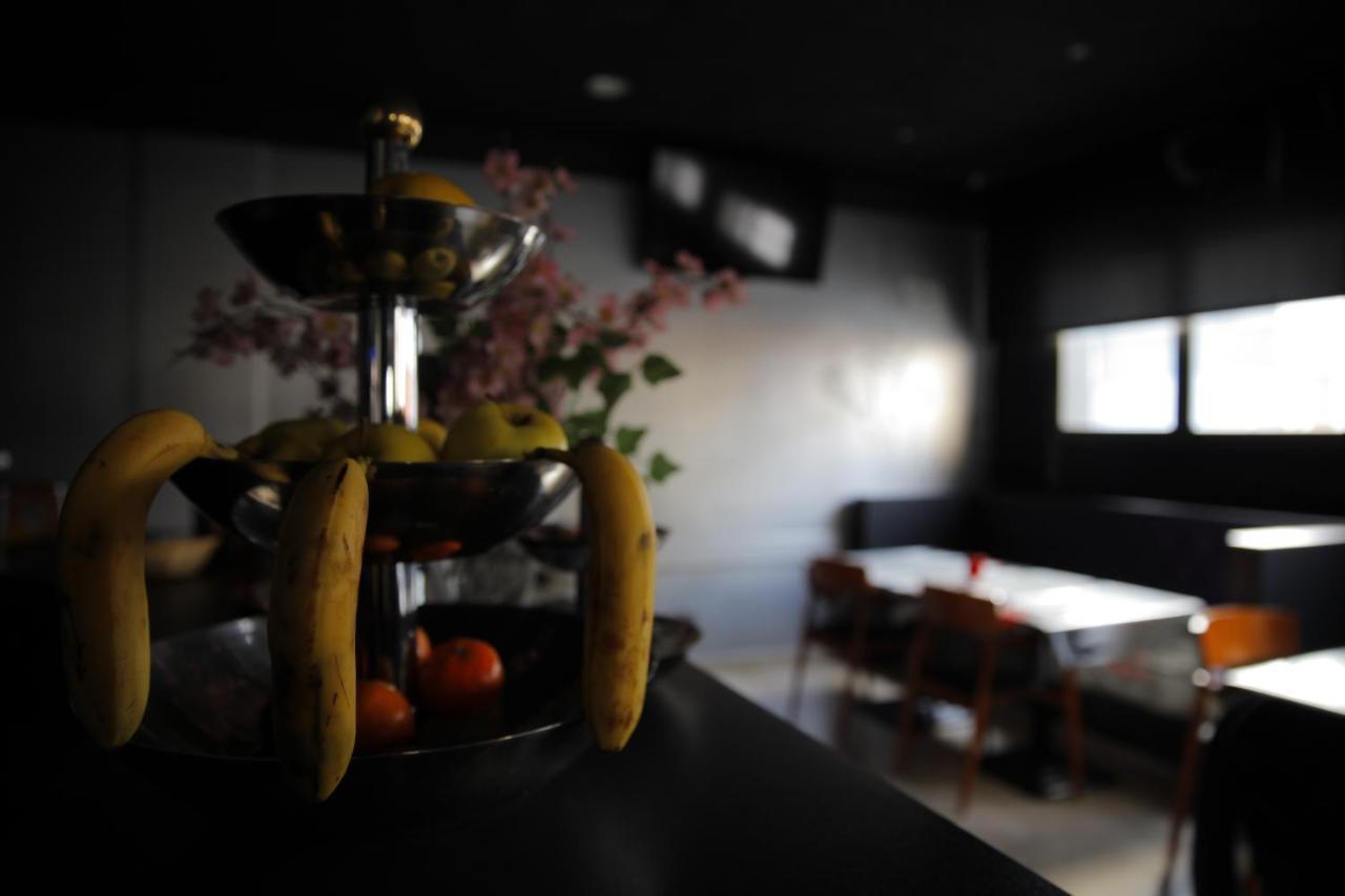 Hotel Sant Celoni Luaran gambar