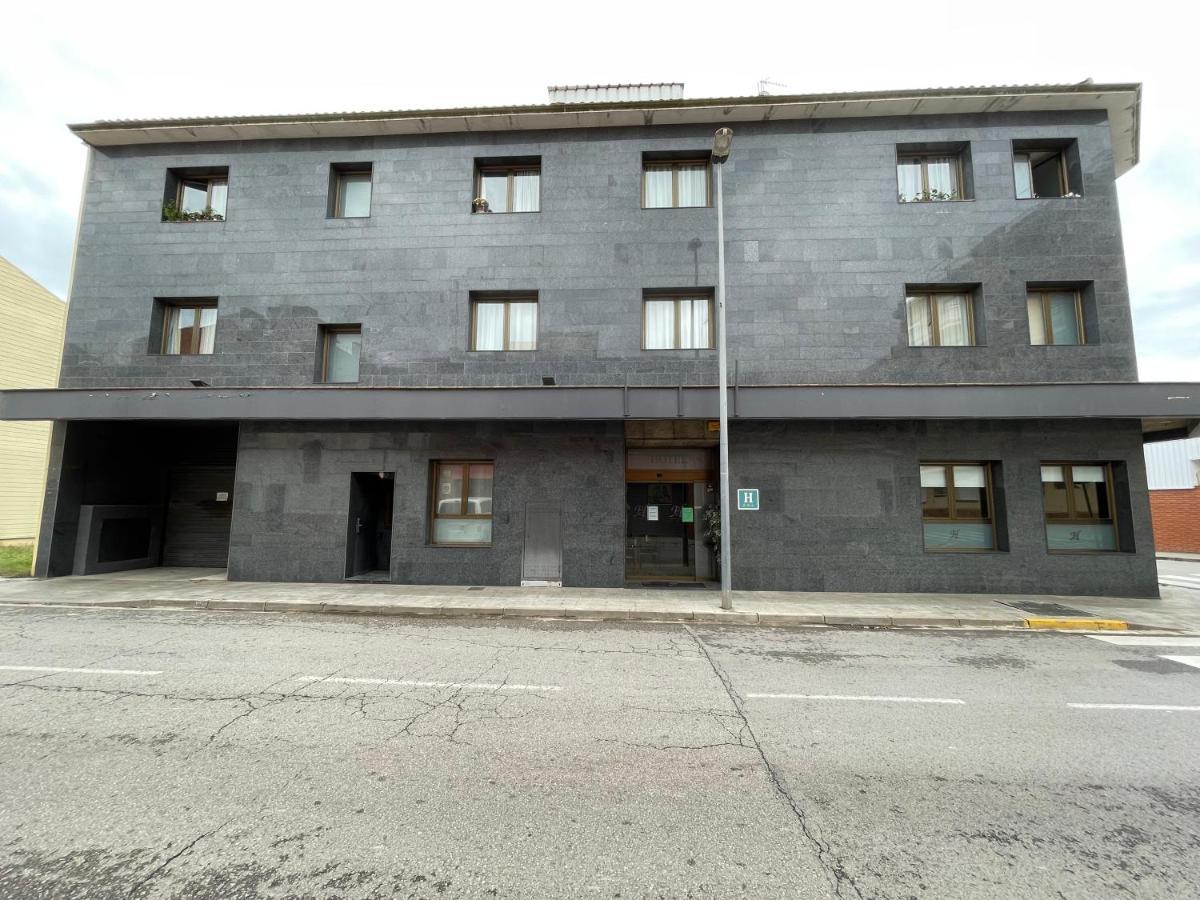 Hotel Sant Celoni Luaran gambar